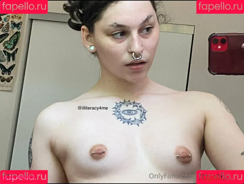 Illiteracy4me Onlyfans Photo Gallery 