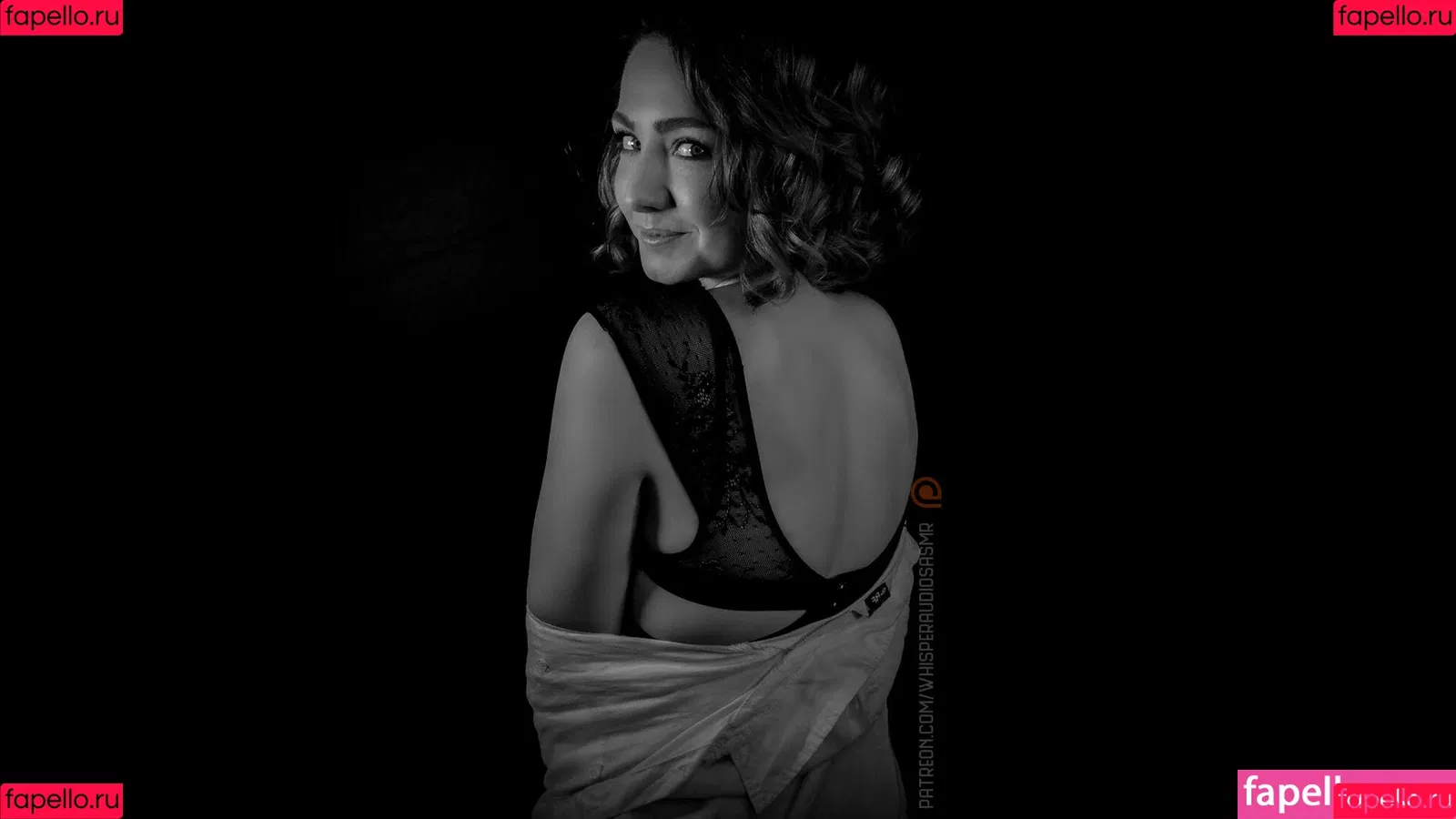 WhisperAudios ASMR Onlyfans Photo Gallery 