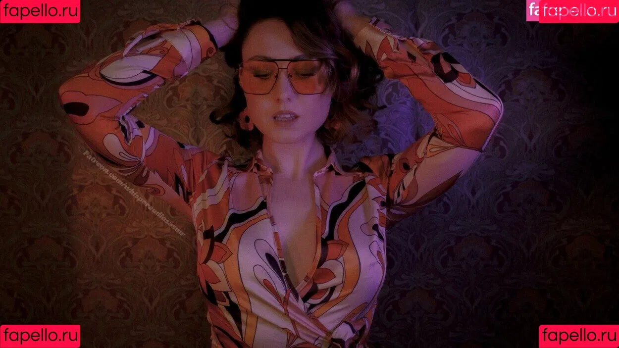 WhisperAudios ASMR Onlyfans Photo Gallery 