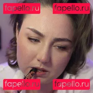 WhisperAudios ASMR Onlyfans Photo Gallery 