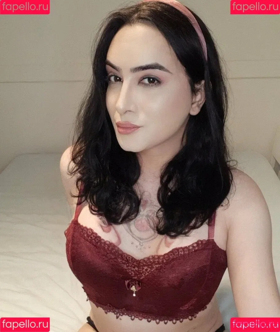 Miss Yuna Onlyfans Photo Gallery 