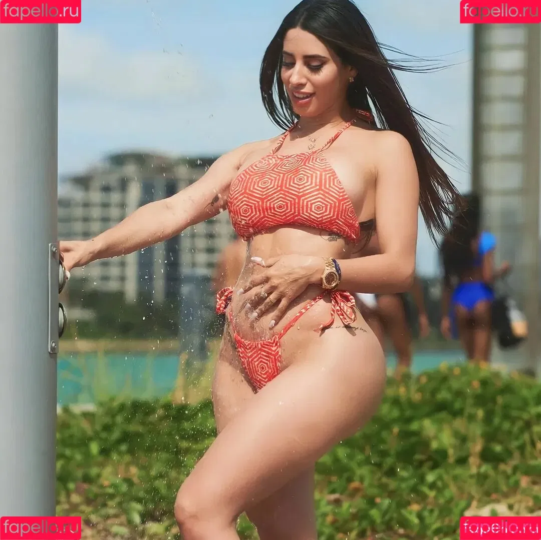 Jasleen Brar Onlyfans Photo Gallery 