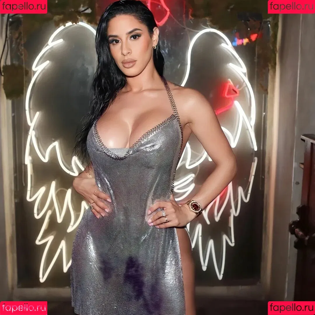 Jasleen Brar Onlyfans Photo Gallery 