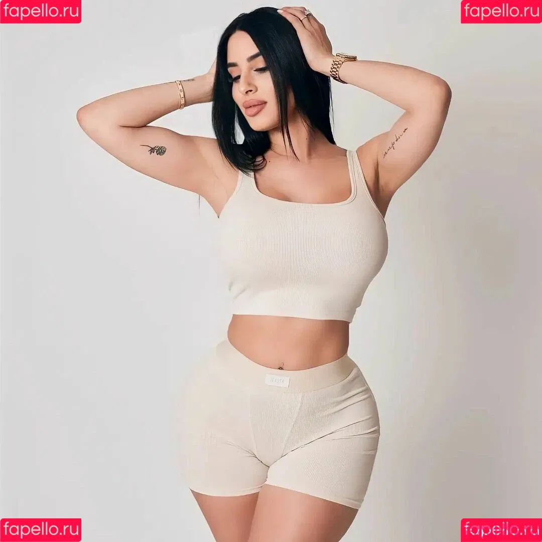 Jasleen Brar Onlyfans Photo Gallery 