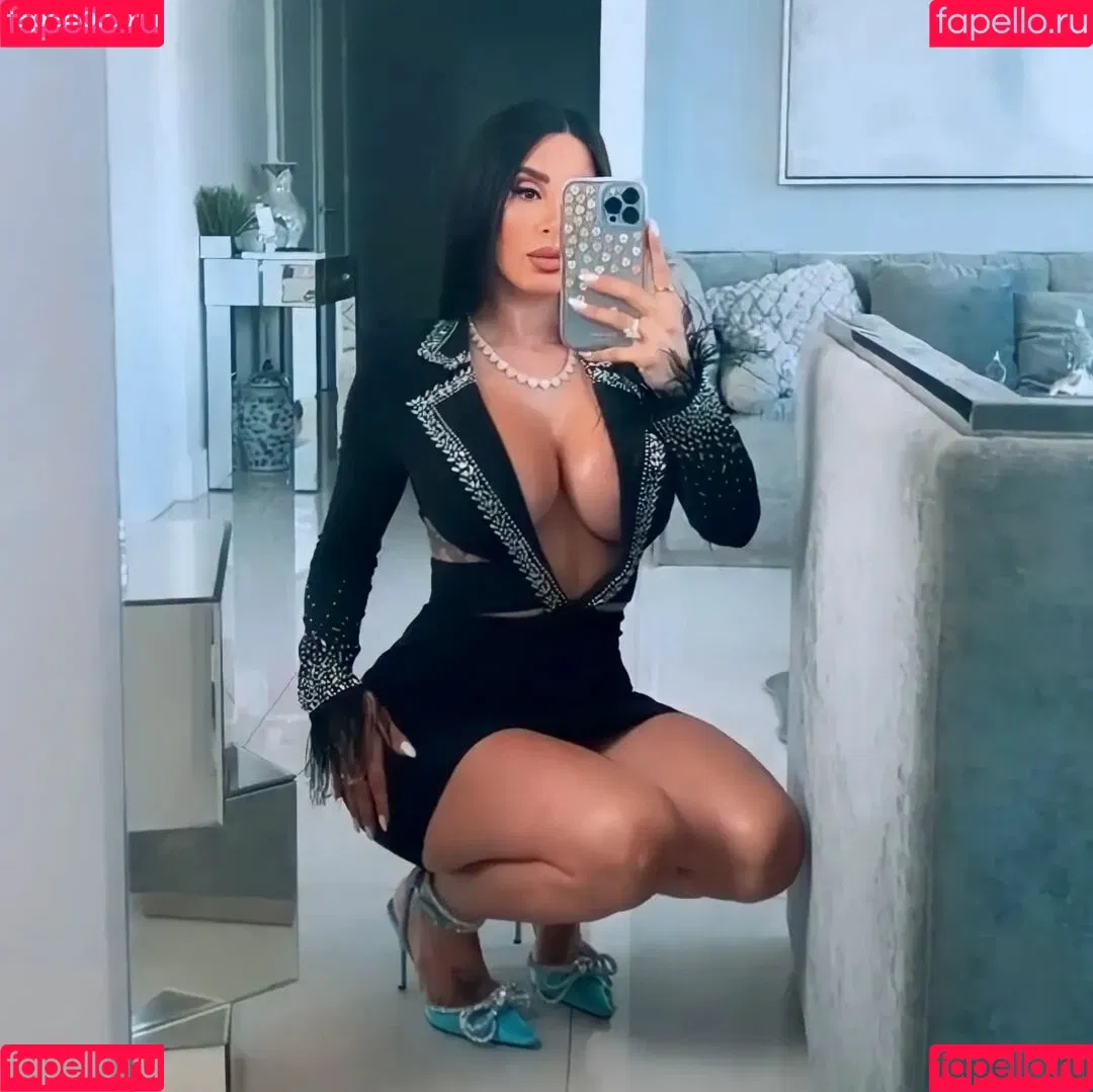 Jasleen Brar Onlyfans Photo Gallery 