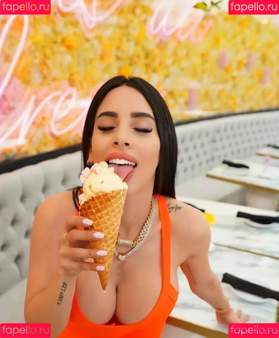 Jasleen Brar Onlyfans Photo Gallery 
