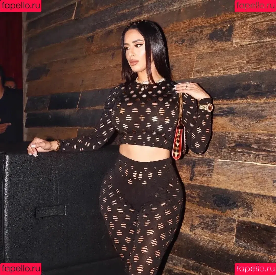 Jasleen Brar Onlyfans Photo Gallery 