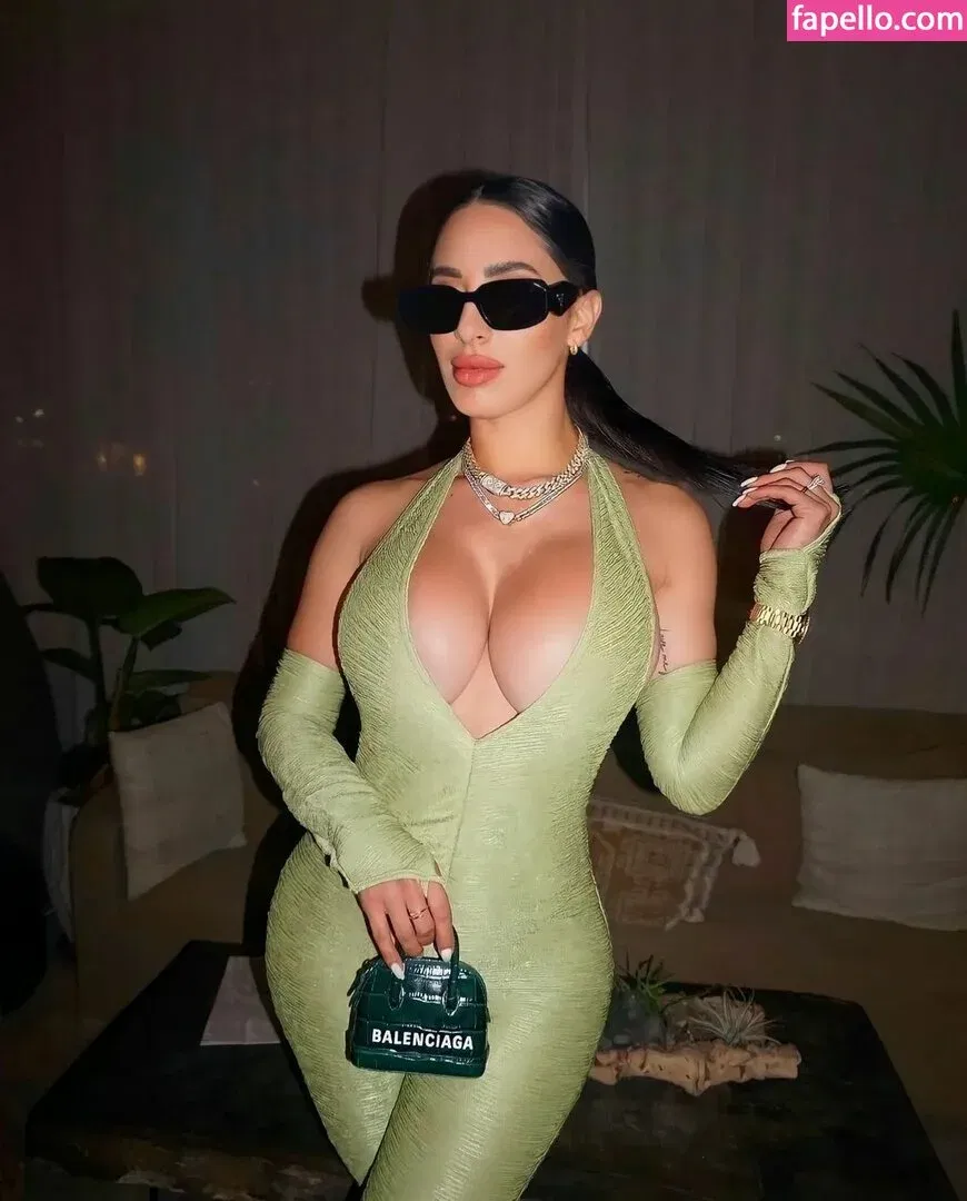 Jasleen Brar Onlyfans Photo Gallery 