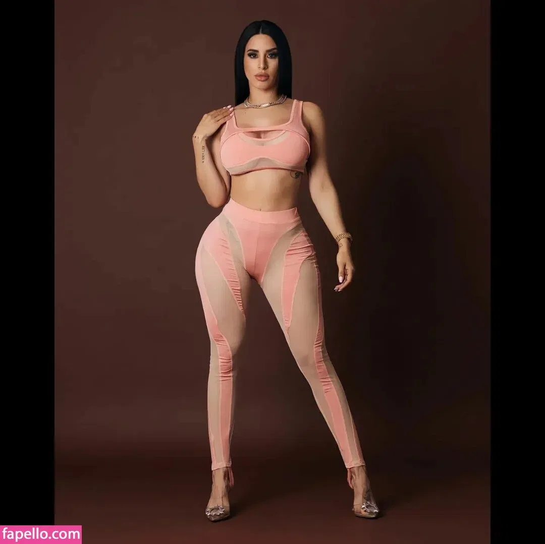 Jasleen Brar Onlyfans Photo Gallery 