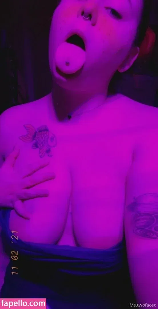 mrandmrstwofaced Onlyfans Photo Gallery 