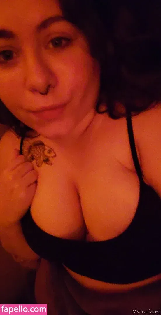 mrandmrstwofaced Onlyfans Photo Gallery 