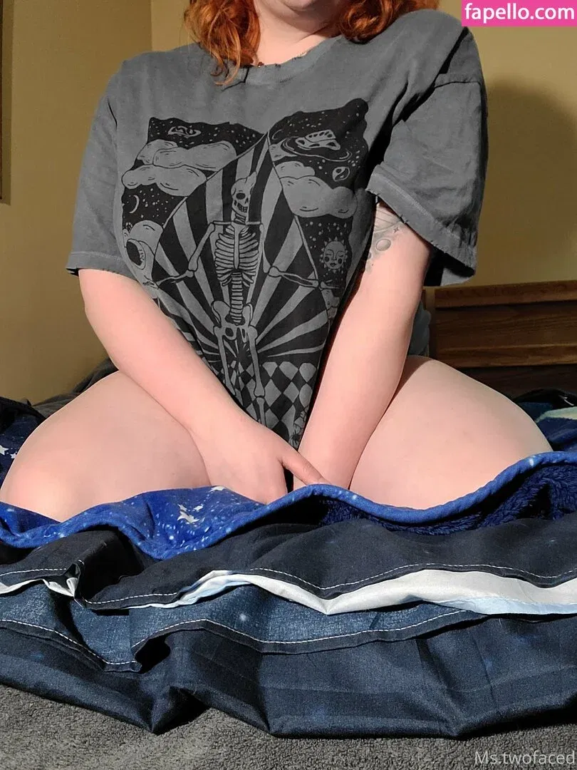 mrandmrstwofaced Onlyfans Photo Gallery 