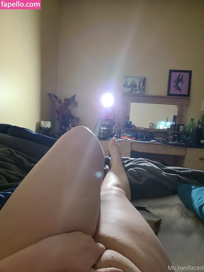 mrandmrstwofaced Onlyfans Photo Gallery 