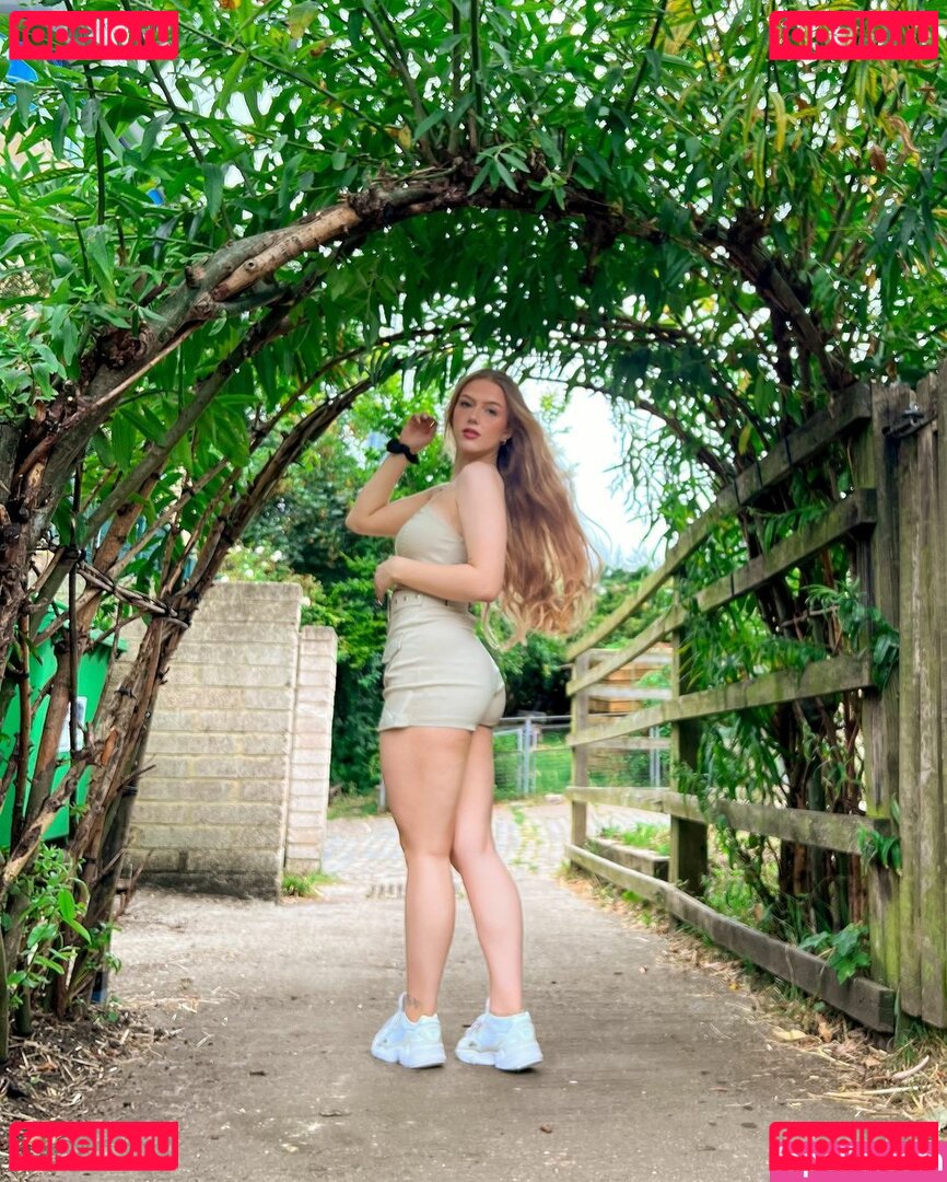 tessa.bear Nude Onlyfans Photo 23