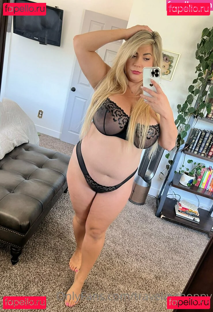 travelinghoppy Onlyfans Photo Gallery 