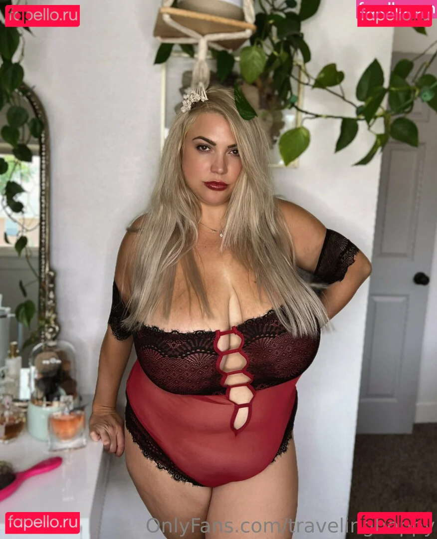 travelinghoppy Onlyfans Photo Gallery 