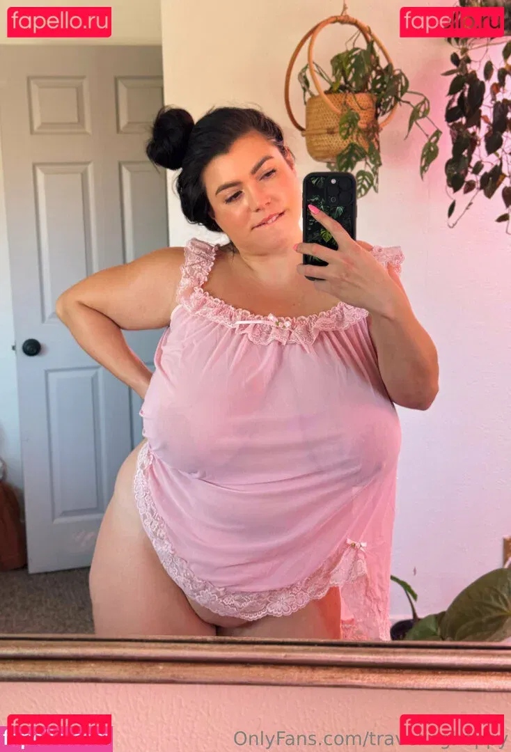 travelinghoppy Onlyfans Photo Gallery 