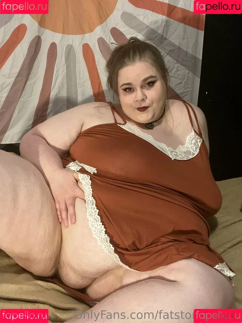 fatstonerchick Onlyfans Photo Gallery 
