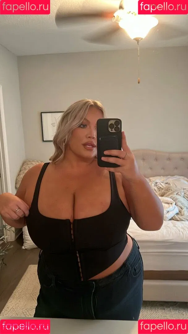 Hayden Buchko Onlyfans Photo Gallery 