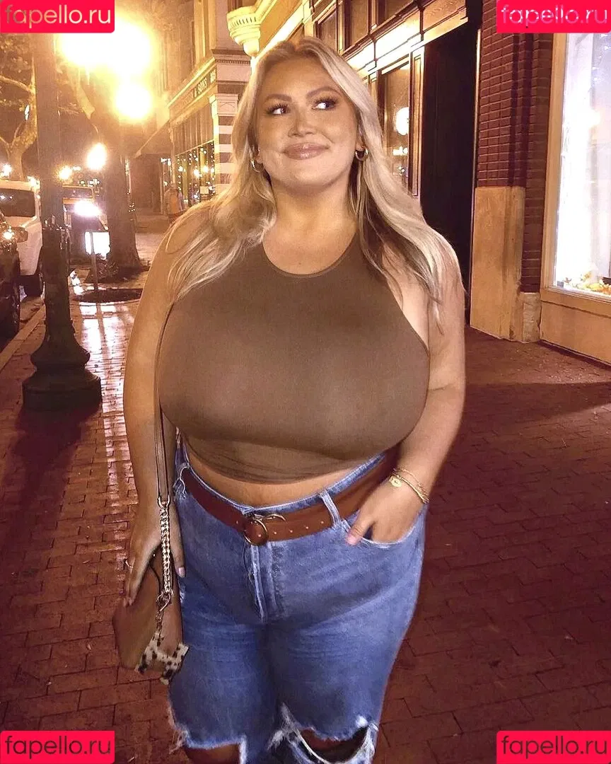 Hayden Buchko Onlyfans Photo Gallery 