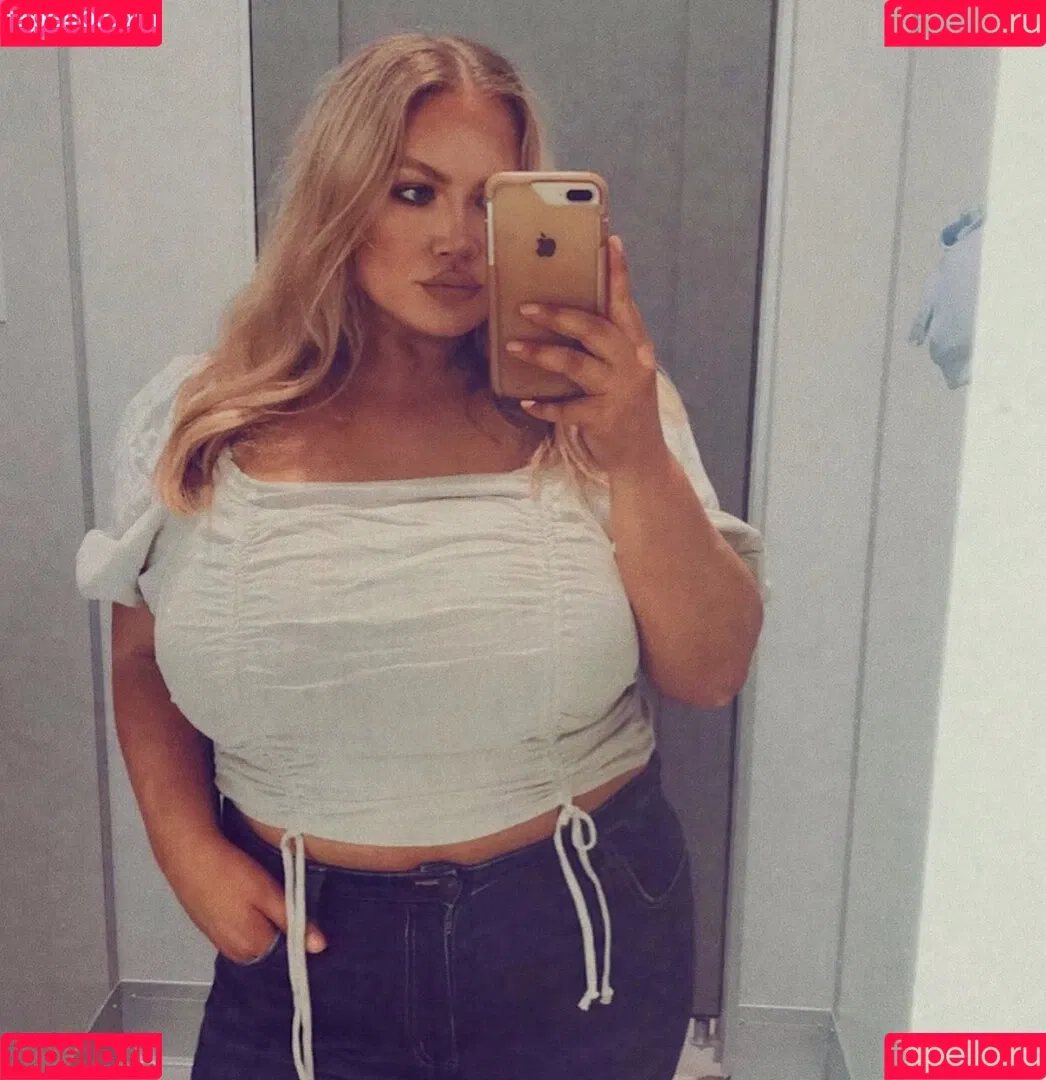 Hayden Buchko Onlyfans Photo Gallery 