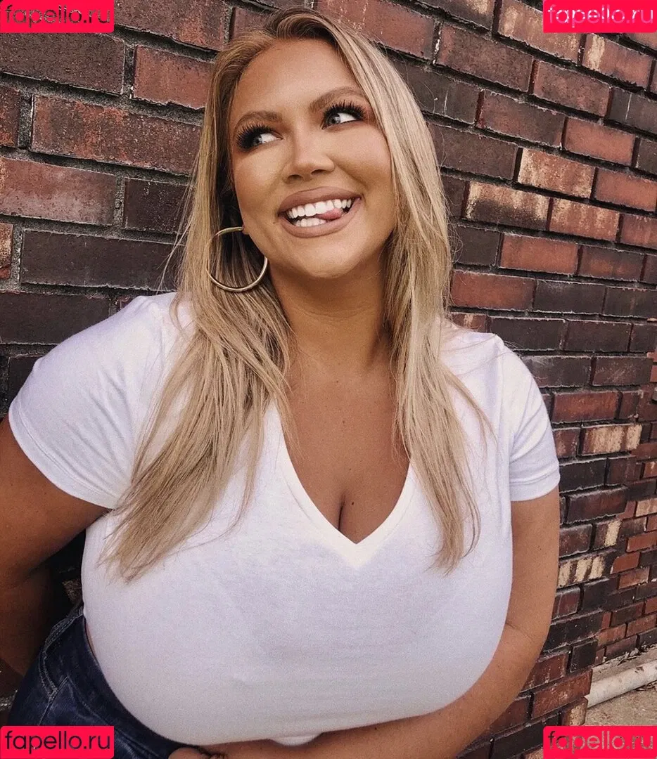 Hayden Buchko Onlyfans Photo Gallery 