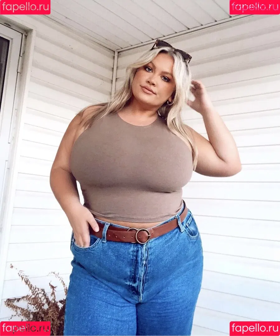 Hayden Buchko Onlyfans Photo Gallery 