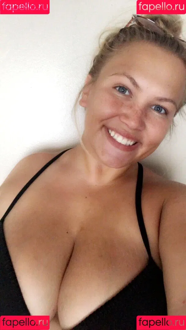 Hayden Buchko Onlyfans Photo Gallery 