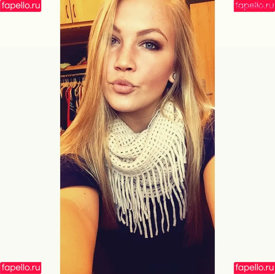 Hayden Buchko Onlyfans Photo Gallery 