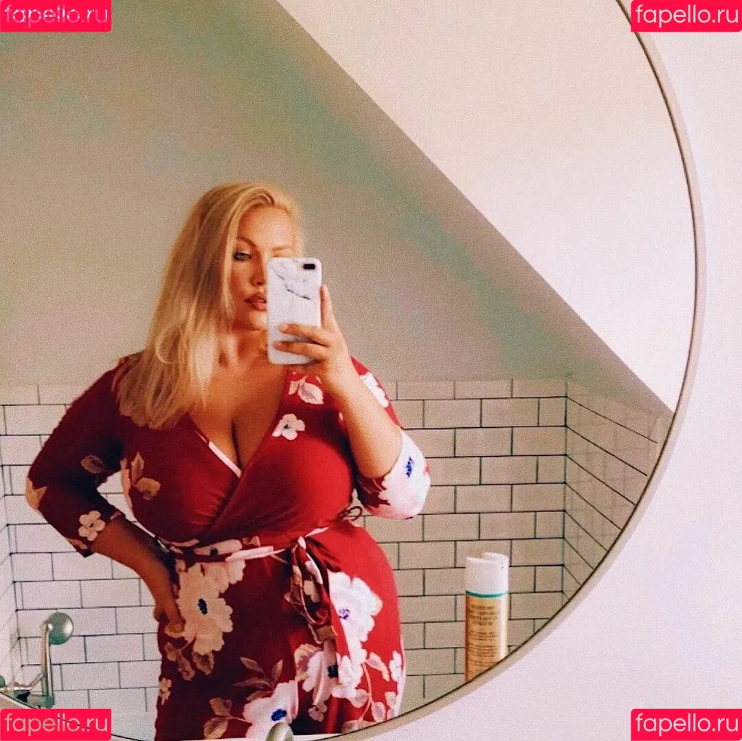 Hayden Buchko Onlyfans Photo Gallery 