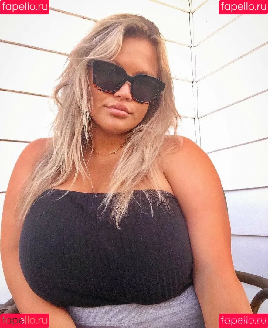 Hayden Buchko Onlyfans Photo Gallery 