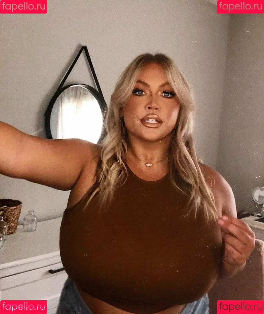 Hayden Buchko Onlyfans Photo Gallery 
