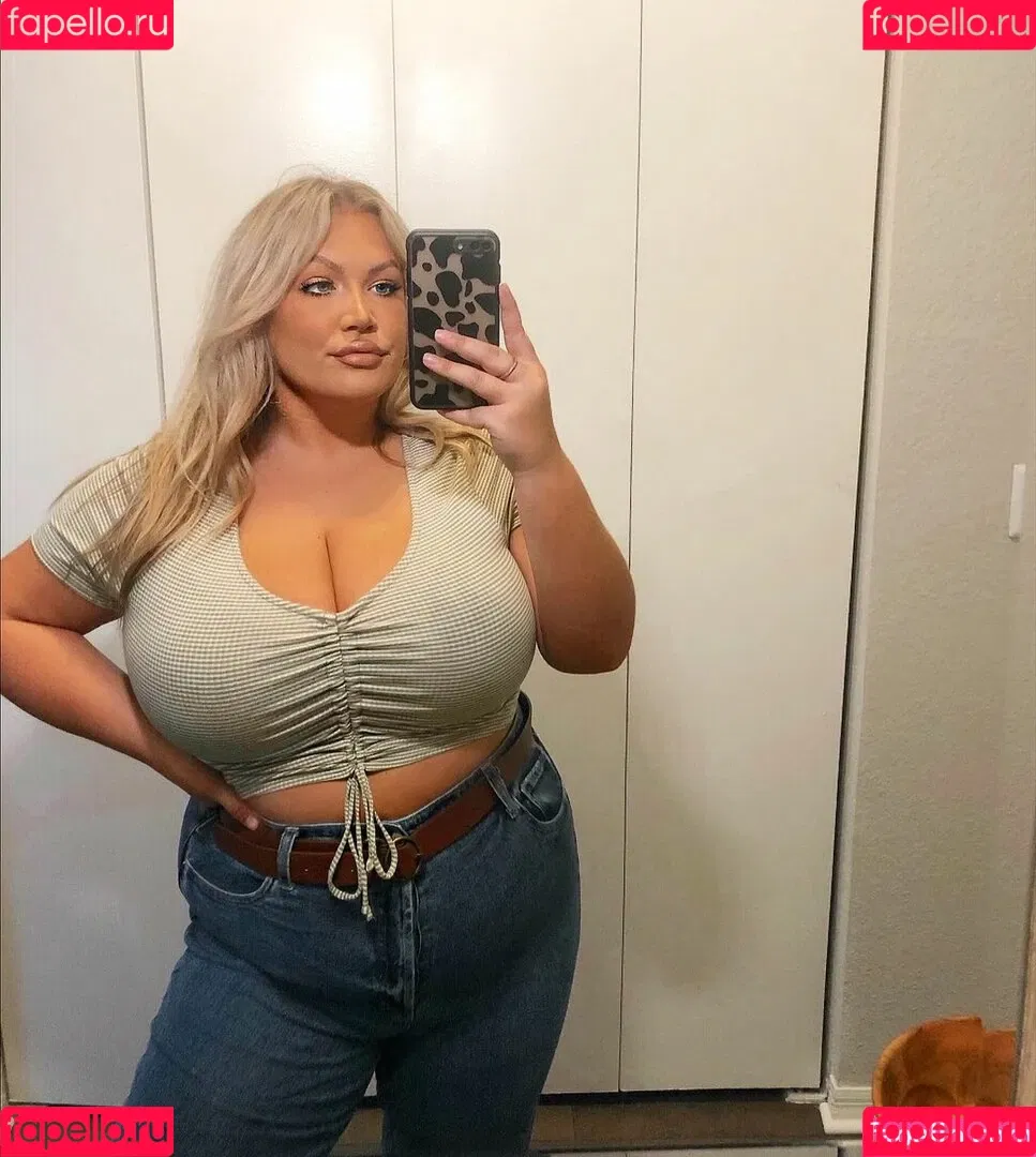 Hayden Buchko Onlyfans Photo Gallery 