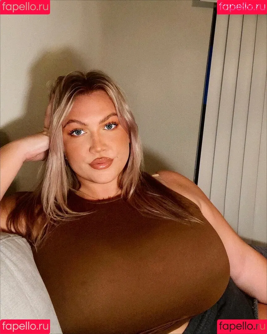 Hayden Buchko Onlyfans Photo Gallery 