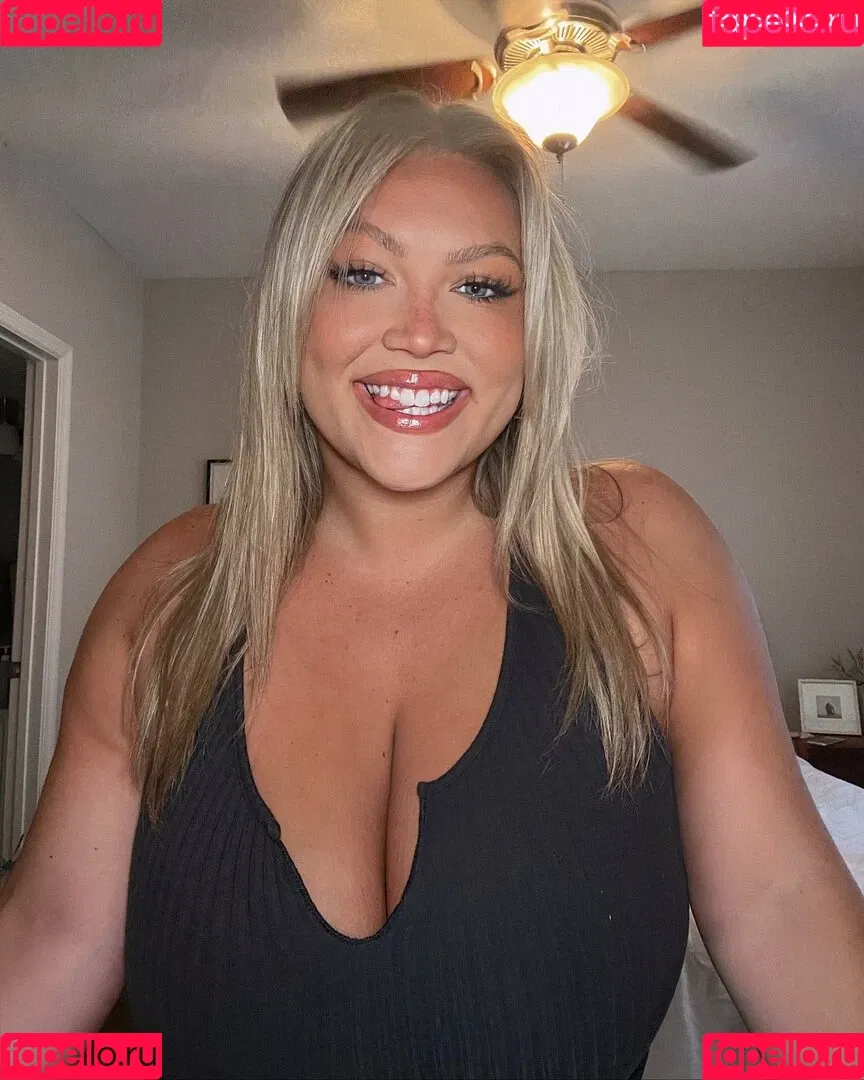 Hayden Buchko Onlyfans Photo Gallery 