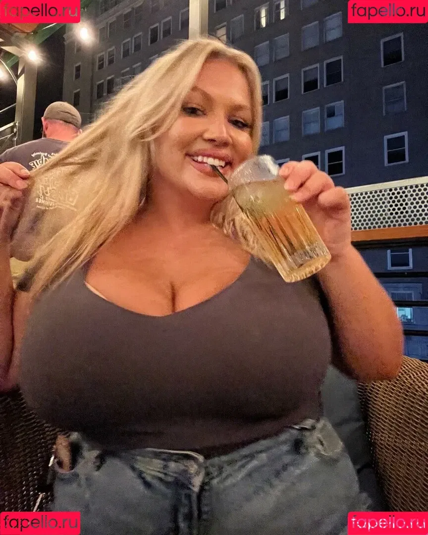 Hayden Buchko Onlyfans Photo Gallery 