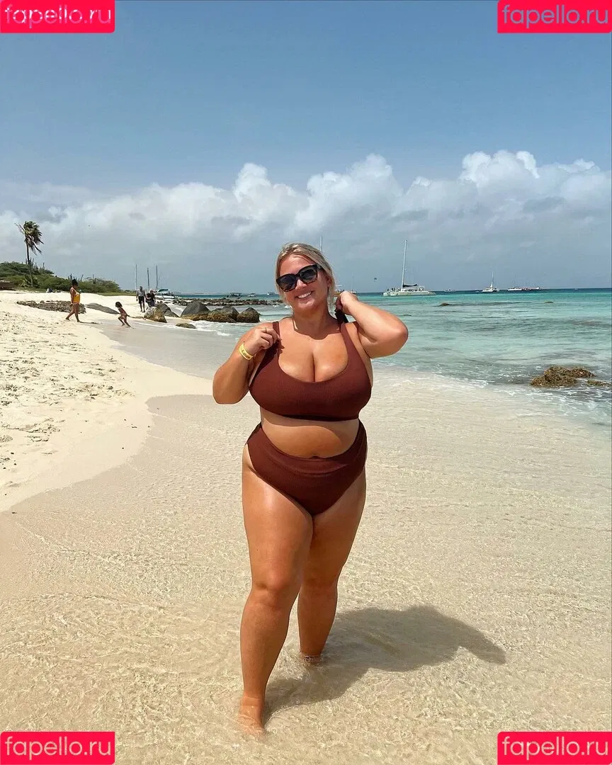 Hayden Buchko Onlyfans Photo Gallery 
