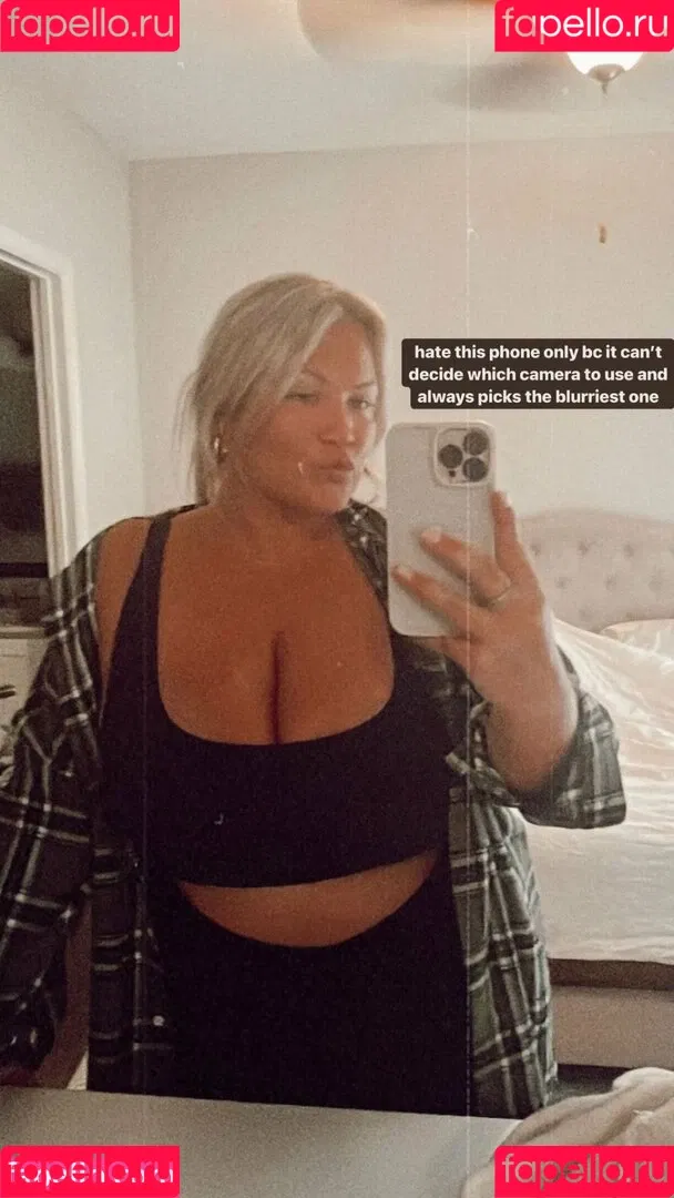 Hayden Buchko Onlyfans Photo Gallery 