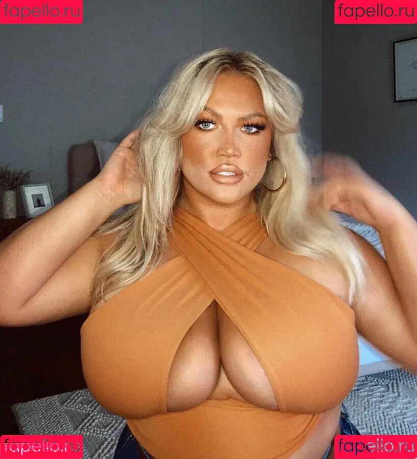 Hayden Buchko Onlyfans Photo Gallery 