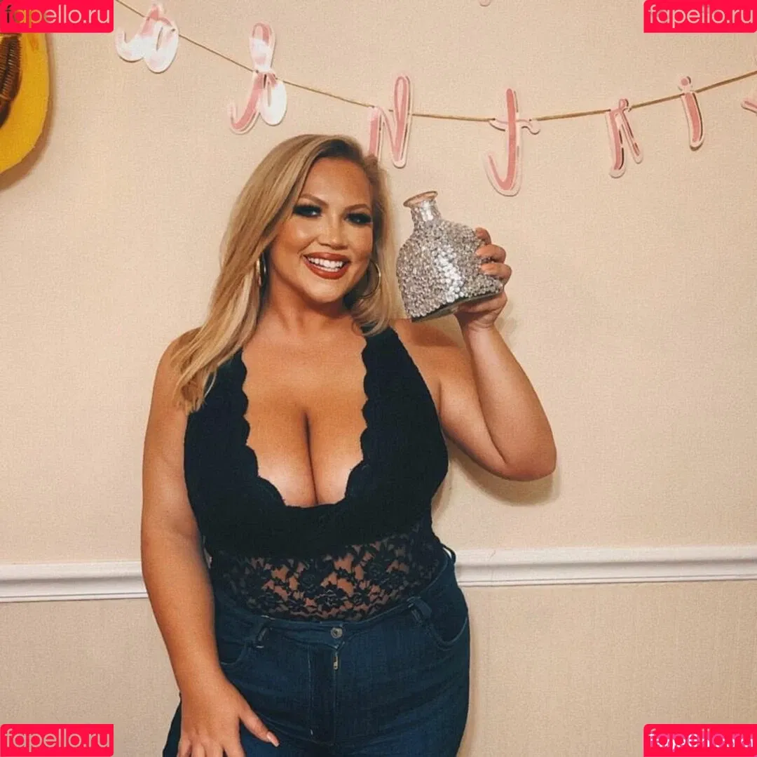 Hayden Buchko Onlyfans Photo Gallery 