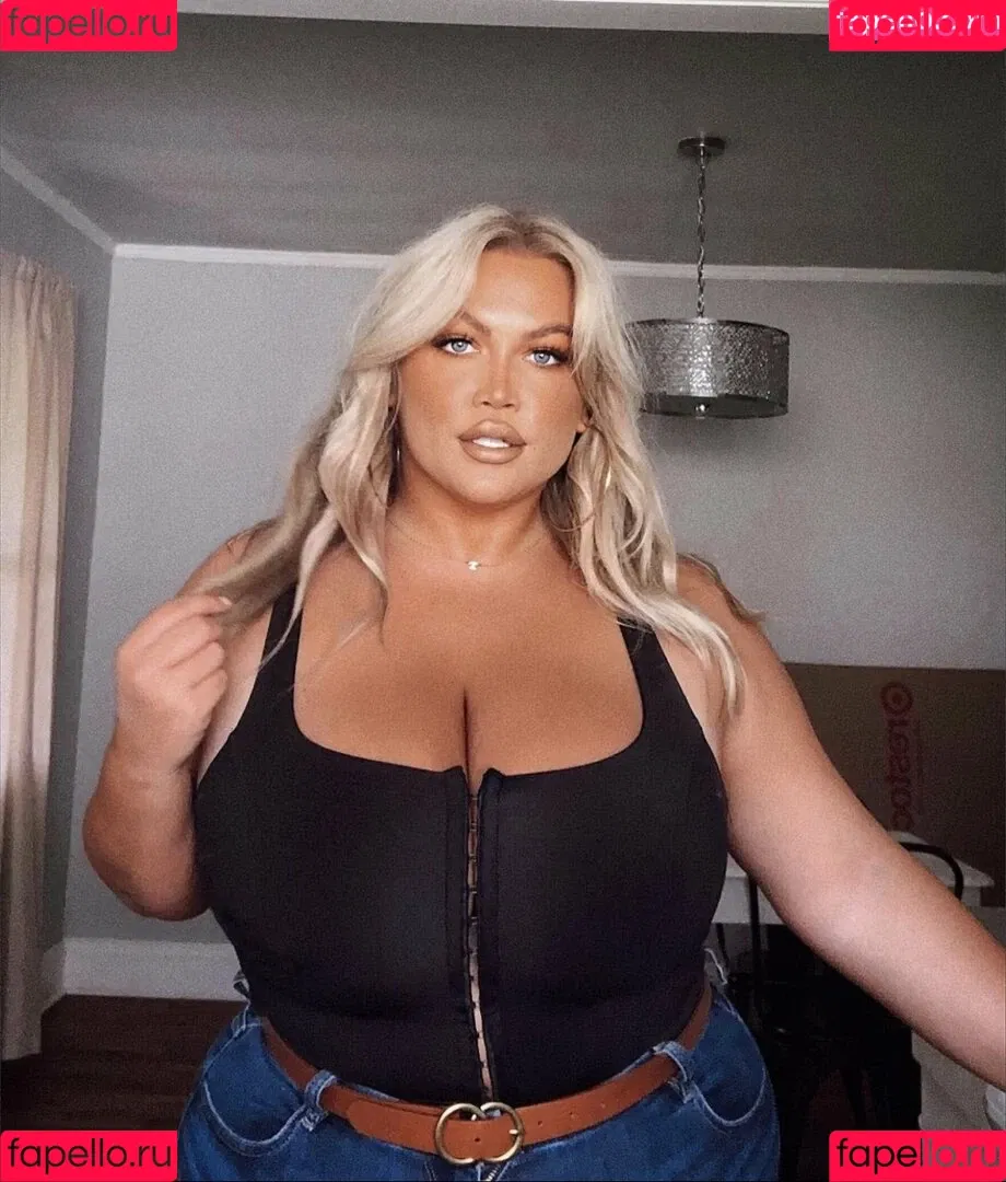 Hayden Buchko Onlyfans Photo Gallery 