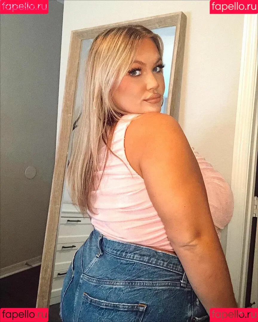 Hayden Buchko Onlyfans Photo Gallery 