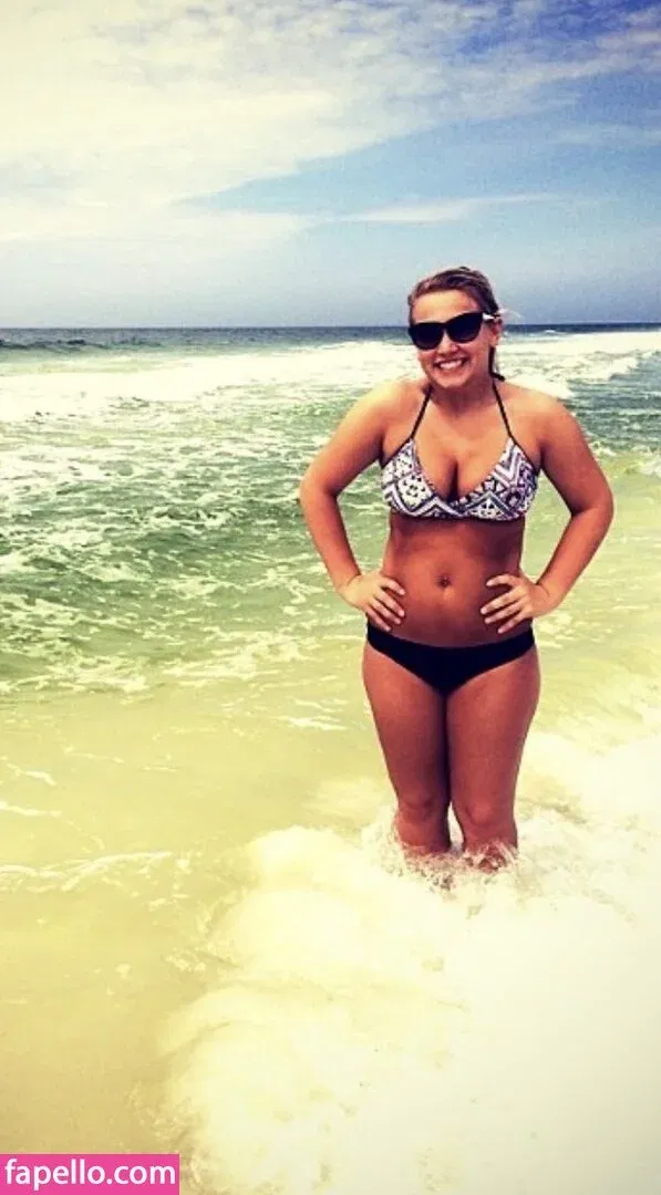 Hayden Buchko Onlyfans Photo Gallery 