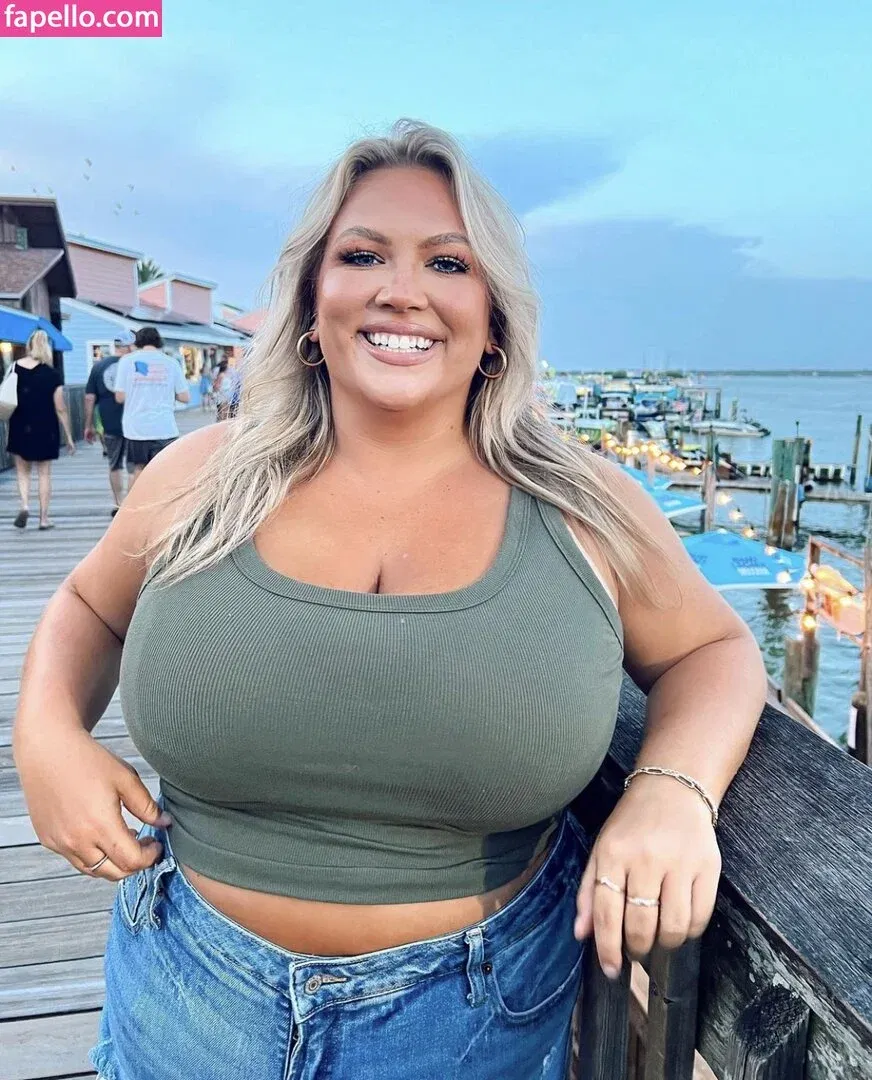 Hayden Buchko Onlyfans Photo Gallery 