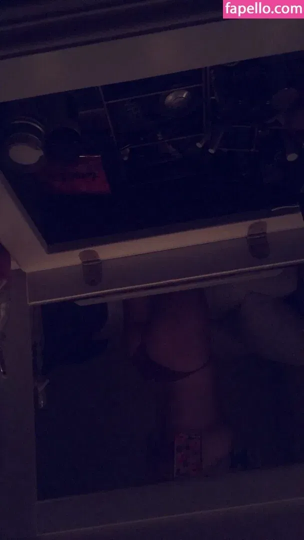 Hayden Buchko Onlyfans Photo Gallery 