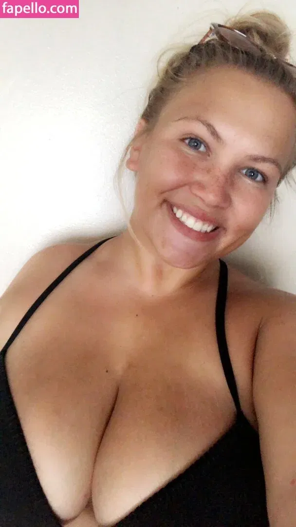 Hayden Buchko Onlyfans Photo Gallery 