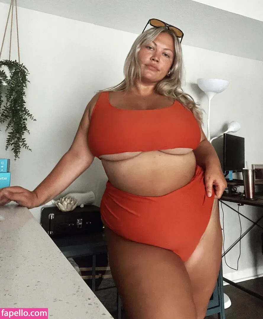 Hayden Buchko Onlyfans Photo Gallery 