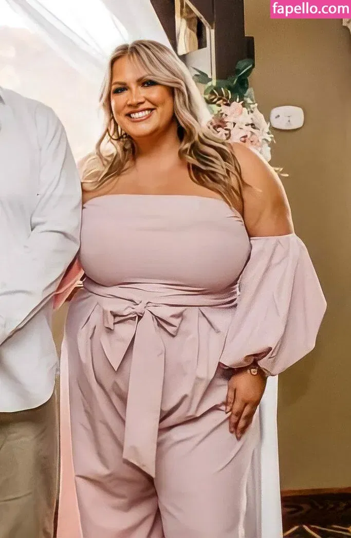 Hayden Buchko Onlyfans Photo Gallery 