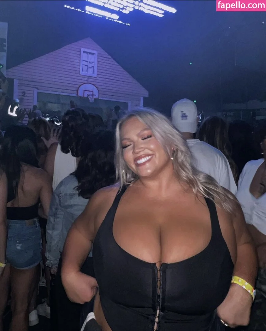 Hayden Buchko Onlyfans Photo Gallery 