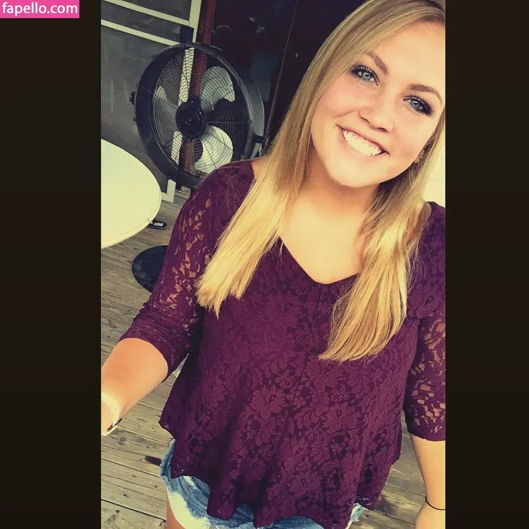 Hayden Buchko Onlyfans Photo Gallery 